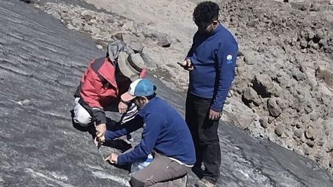 Se hicieron trabajos en el suelo por la posible contaminación del agua. Se hicieron trabajos en el suelo por la posible contaminación del agua.