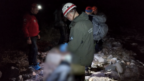 Los rescatistas hallaron el cuerpo del hombre en la zona de la quebrada de Los Ranchillos, Uspallata. Los rescatistas hallaron el cuerpo del hombre en la zona de la quebrada de Los Ranchillos, Uspallata.
