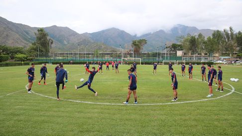 estudiantes seguira de cerca la visita de la universidad de chile a venezuela estudiantes seguira de cerca la visita de la universidad de chile a venezuela
