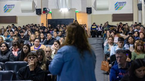 El curso tiene un valor de $15.000 y es dictado en distintas partes del departamento. El curso tiene un valor de $15.000 y es dictado en distintas partes del departamento.