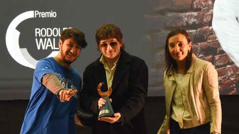 dillom: espero que lo que digo sume un granito de arena a las causas justas dillom: espero que lo que digo sume un granito de arena a las causas justas