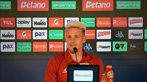 Santiago Ascacibar en conferencia Santiago Ascacibar en conferencia