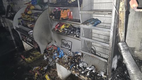 se incendio el buffet del albert thomas y piden ayuda para reconstruirlo se incendio el buffet del albert thomas y piden ayuda para reconstruirlo