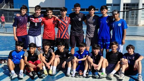 Mendoza tiene equipos confirmados para los Argentinos de Selecciones de fútbol de salón C-15 y F-20. Mendoza tiene equipos confirmados para los Argentinos de Selecciones de fútbol de salón C-15 y F-20.