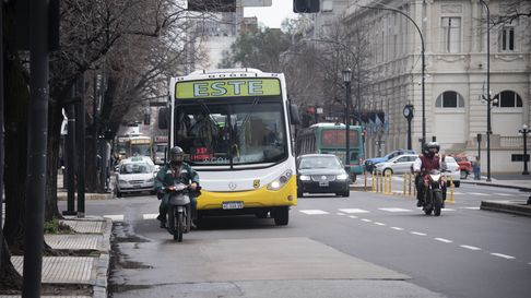 la deuda del transporte en la plata: buscan crear un consejo asesor para mejorarlo la deuda del transporte en la plata: buscan crear un consejo asesor para mejorarlo