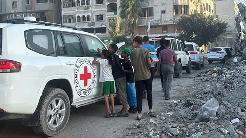 Israel entregó los cuerpos de 45 palestinos a la Cruz Roja. Israel entregó los cuerpos de 45 palestinos a la Cruz Roja.