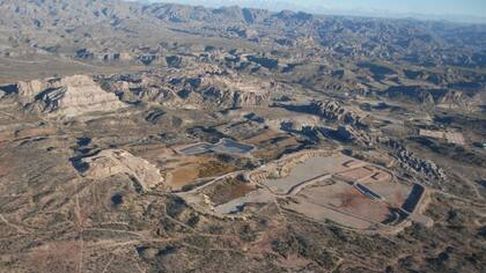 La mina fue cerrada en San Rafael por posible contaminación del ambiente. La mina fue cerrada en San Rafael por posible contaminación del ambiente.