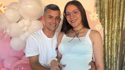 Los papás de la primera bebé nacida en el 2026 en Mendoza. Los papás de la primera bebé nacida en el 2026 en Mendoza.