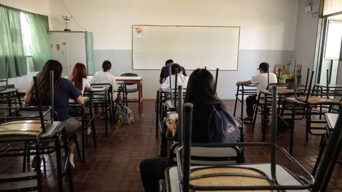 La DGE iniciaría un relevamiento en escuelas secundarias de Mendoza sobre acoso escolar. Imagen ilustrativa. La DGE iniciaría un relevamiento en escuelas secundarias de Mendoza sobre acoso escolar. Imagen ilustrativa.