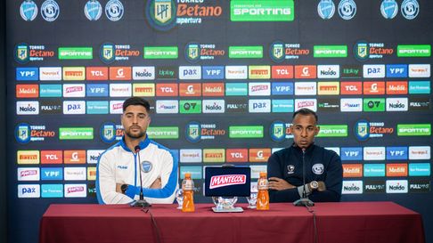 Sebastián Villa y Franco Petroli calentaron la previa del clásico. Sebastián Villa y Franco Petroli calentaron la previa del clásico.