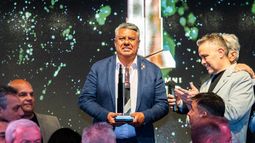 Chiqui Tapia no resiste una encuesta: durísimas respuestas sobre su gestión y las denuncias por corrupción. Chiqui Tapia no resiste una encuesta: durísimas respuestas sobre su gestión y las denuncias por corrupción.