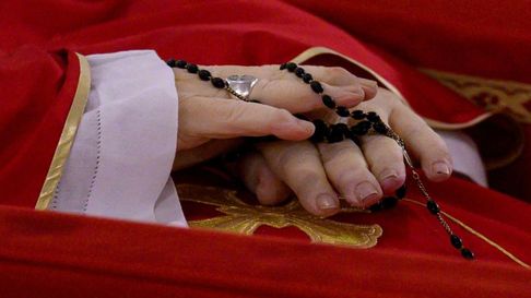 el vaticano publica las primeras imagenes del papa francisco y anuncia detalles de su funeral el vaticano publica las primeras imagenes del papa francisco y anuncia detalles de su funeral