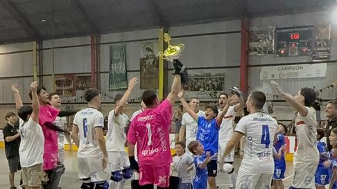 Casa de Italia y Talleres, los equipos que festejaron en el hockey sobre patines masculino. Casa de Italia y Talleres, los equipos que festejaron en el hockey sobre patines masculino.