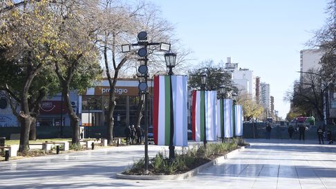 Buen clima en La Plata, en el viernes en que reabre la Plaza Italia al tránsito Buen clima en La Plata, en el viernes en que reabre la Plaza Italia al tránsito