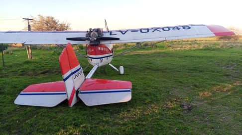 milagroso aterrizaje forzoso de una avioneta en un campo de gonnet milagroso aterrizaje forzoso de una avioneta en un campo de gonnet