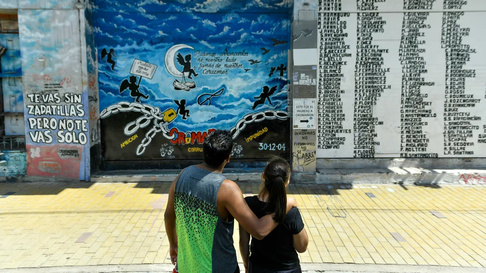 Cromañón se convirtió en un santuario popular tras la tragedia. Cromañón se convirtió en un santuario popular tras la tragedia.