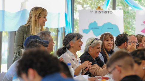 Anabel Fernández Sagasti, senadora nacional kirchnerista, arma su partido para competir por fuera del PJ. Anabel Fernández Sagasti, senadora nacional kirchnerista, arma su partido para competir por fuera del PJ.