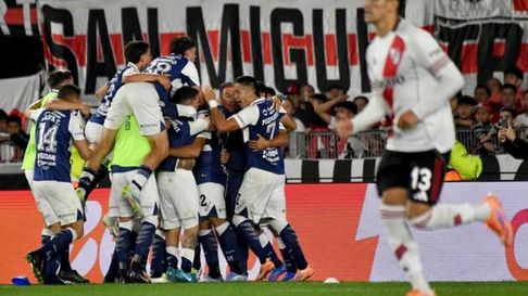 gimnasia sorprendio a river en el monumental y logro un triunfo historico gimnasia sorprendio a river en el monumental y logro un triunfo historico