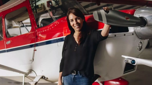 la piloto platense jenny dillon vuelve al evento aereo mas importante de argentina la piloto platense jenny dillon vuelve al evento aereo mas importante de argentina