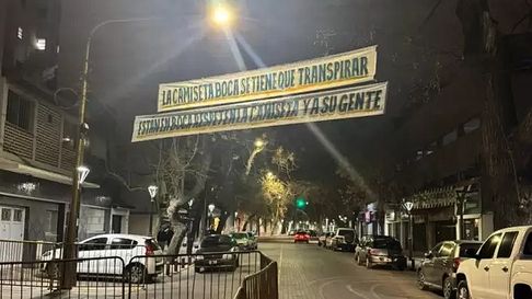 El picante mensaje de los hinchas de Boca a los jugadores. El picante mensaje de los hinchas de Boca a los jugadores.