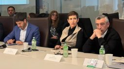 La ministra Jimena Latorre promocionó el cobre a producir en Mendoza ante inversores. La ministra Jimena Latorre promocionó el cobre a producir en Mendoza ante inversores.