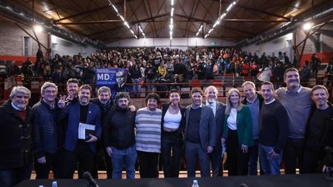 el peronismo bonaerense lanzo su campana con el foco puesto en la unidad el peronismo bonaerense lanzo su campana con el foco puesto en la unidad