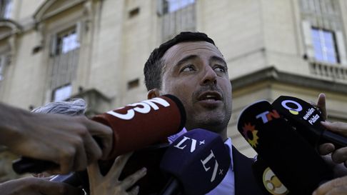 Rodrigo De Loredo le pidió a Javier Milei que incluya el Presupuesto 2025 en las sesiones extraordinarias. Rodrigo De Loredo le pidió a Javier Milei que incluya el Presupuesto 2025 en las sesiones extraordinarias.