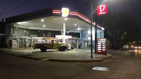 Estación de servicio asaltada por tres delincuentes. Imagen ilustrativa Estación de servicio asaltada por tres delincuentes. Imagen ilustrativa