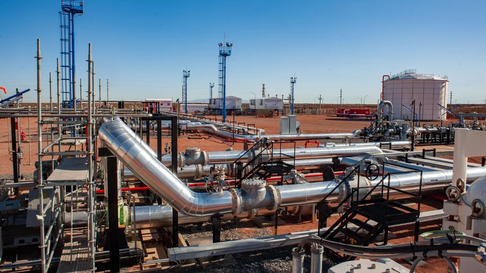 YPf y otras tres petroleras firmaron un convenio para exportar crudo de Vaca Muerta a Chile. YPf y otras tres petroleras firmaron un convenio para exportar crudo de Vaca Muerta a Chile.