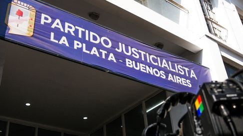 El PJ de La Plata convocó a marchar a Comodoro Py El PJ de La Plata convocó a marchar a Comodoro Py