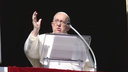 El Papa Francisco durante la oración mariana del Ángelus el domingo 3 de noviembre de 2024. Archivo