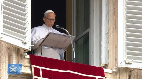 el papa leon xiv cumplio anos y lo festejo en el vaticano el papa leon xiv cumplio anos y lo festejo en el vaticano