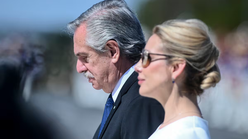 alberto fernandez reaparecio con duras criticas a fabiola yanez alberto fernandez reaparecio con duras criticas a fabiola yanez