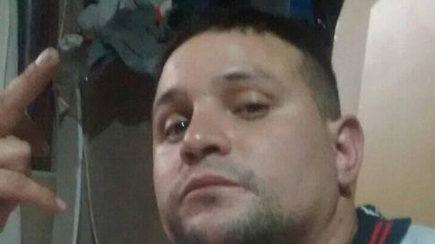 Renzo Adrián Molina falleció en un extraño hecho en Guaymallén. Renzo Adrián Molina falleció en un extraño hecho en Guaymallén.