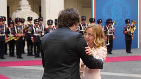 Esto posiciona a Argentina como el quinto exportador global de GNL en un contexto de creciente demanda energética a nivel mundial. Esto posiciona a Argentina como el quinto exportador global de GNL en un contexto de creciente demanda energética a nivel mundial.