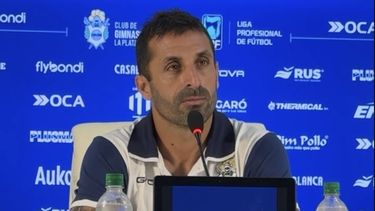 Fernando Zaniratto habló con mesura pese a la derrota de Gimnasia en el Bosque Fernando Zaniratto habló con mesura pese a la derrota de Gimnasia en el Bosque