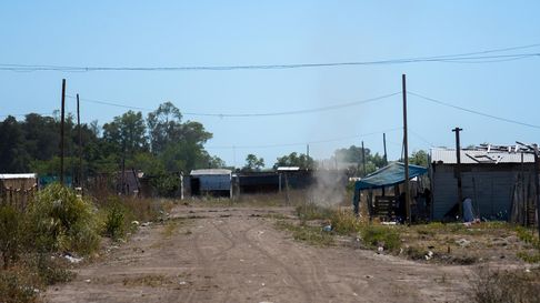 en el gran la plata la pobreza alcanza al 37,3% de la poblacion en el gran la plata la pobreza alcanza al 37,3% de la poblacion