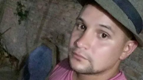 Renzo Molina murió en la madrugada del sábado en el Santa Ana. Renzo Molina murió en la madrugada del sábado en el Santa Ana.