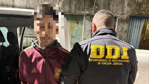 El hombre detenido por el crimen de las tres jóvenes en Varela. El hombre detenido por el crimen de las tres jóvenes en Varela.