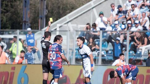 Nicolás Garayalde será baja en Gimnasia por haber llegado a la quinta amarilla Nicolás Garayalde será baja en Gimnasia por haber llegado a la quinta amarilla