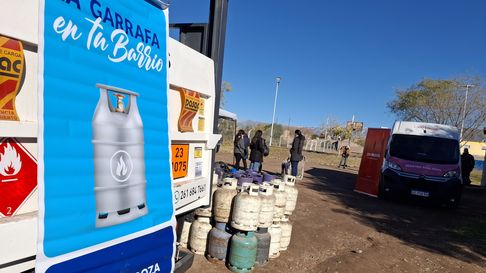 Mendoza continúa entregando garrafas subsidiadas. Mendoza continúa entregando garrafas subsidiadas.