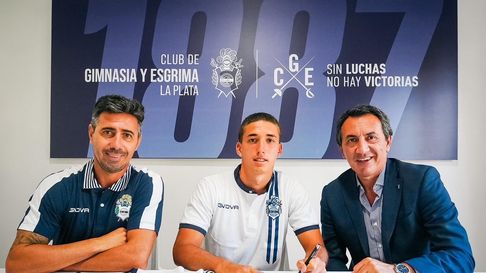 Barros Schelotto se convirtió en jugador de Gimnasia Barros Schelotto se convirtió en jugador de Gimnasia