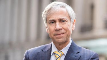 Nicolás Maduro decidió confiar su libertad a una de las mentes legales más audaces de los Estados Unidos: Barry Pollack.