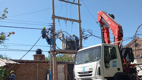 Convenio entre el municipio de Malargüe y Edemsa por el servicio de alumbrado público Convenio entre el municipio de Malargüe y Edemsa por el servicio de alumbrado público