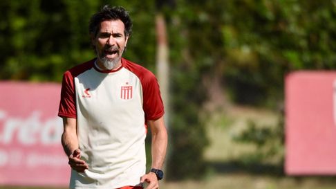 Eduardo Domínguez confirmó las lista de los 21 convocados de Estudiantes para recibir a Banfield Eduardo Domínguez confirmó las lista de los 21 convocados de Estudiantes para recibir a Banfield