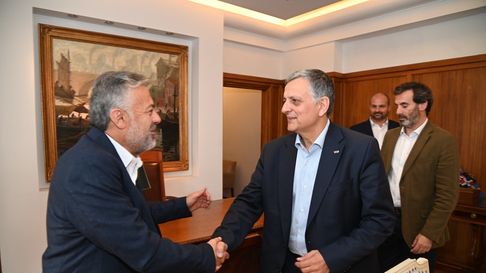 Alredo Cornejo y Horacio Marín, hombre de confianza de Paolo Rocca, al frente de YPF y ejecutor del Plan Andes. Alredo Cornejo y Horacio Marín, hombre de confianza de Paolo Rocca, al frente de YPF y ejecutor del Plan Andes.