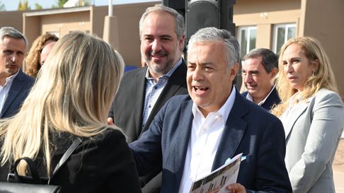 Alfredo Cornejo y Matías Stevanato en distintas posiciones del ránking publicado por CB Consultores. Alfredo Cornejo y Matías Stevanato en distintas posiciones del ránking publicado por CB Consultores.