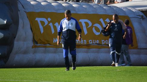 Diego Flores pasó una prueba de fuego en un partido muy caliente de Gimnasia Diego Flores pasó una prueba de fuego en un partido muy caliente de Gimnasia