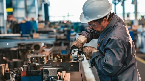 La industria de Argentina se desplomó durante el primer año de Javier Milei. La industria de Argentina se desplomó durante el primer año de Javier Milei.