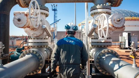 YPF abandonó 55 pozos maduros en todo el país como parte del Plan Andes. YPF abandonó 55 pozos maduros en todo el país como parte del Plan Andes.